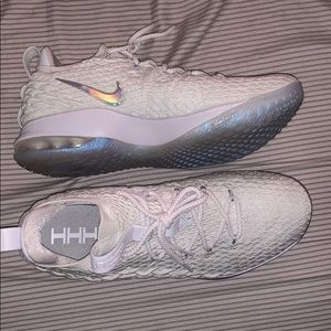 Size 12 Low LeBron 14